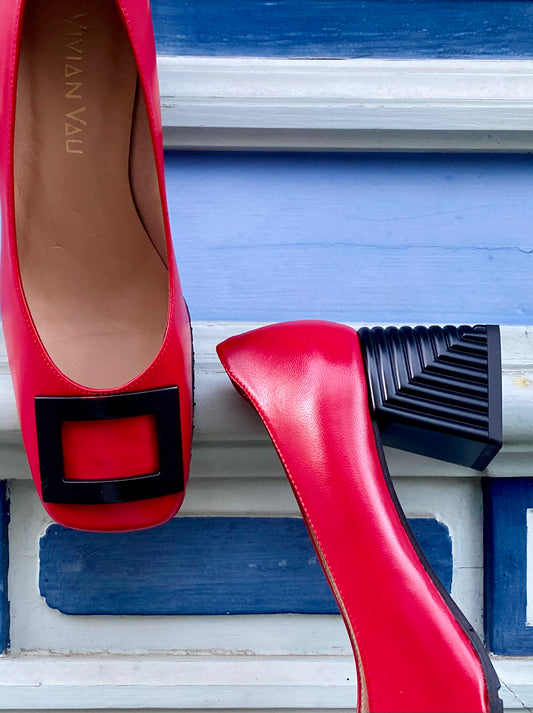 Red Pumps with Black Buckle and Heel