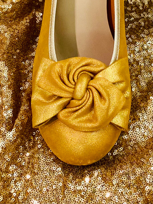 Sunny Golden Janastase