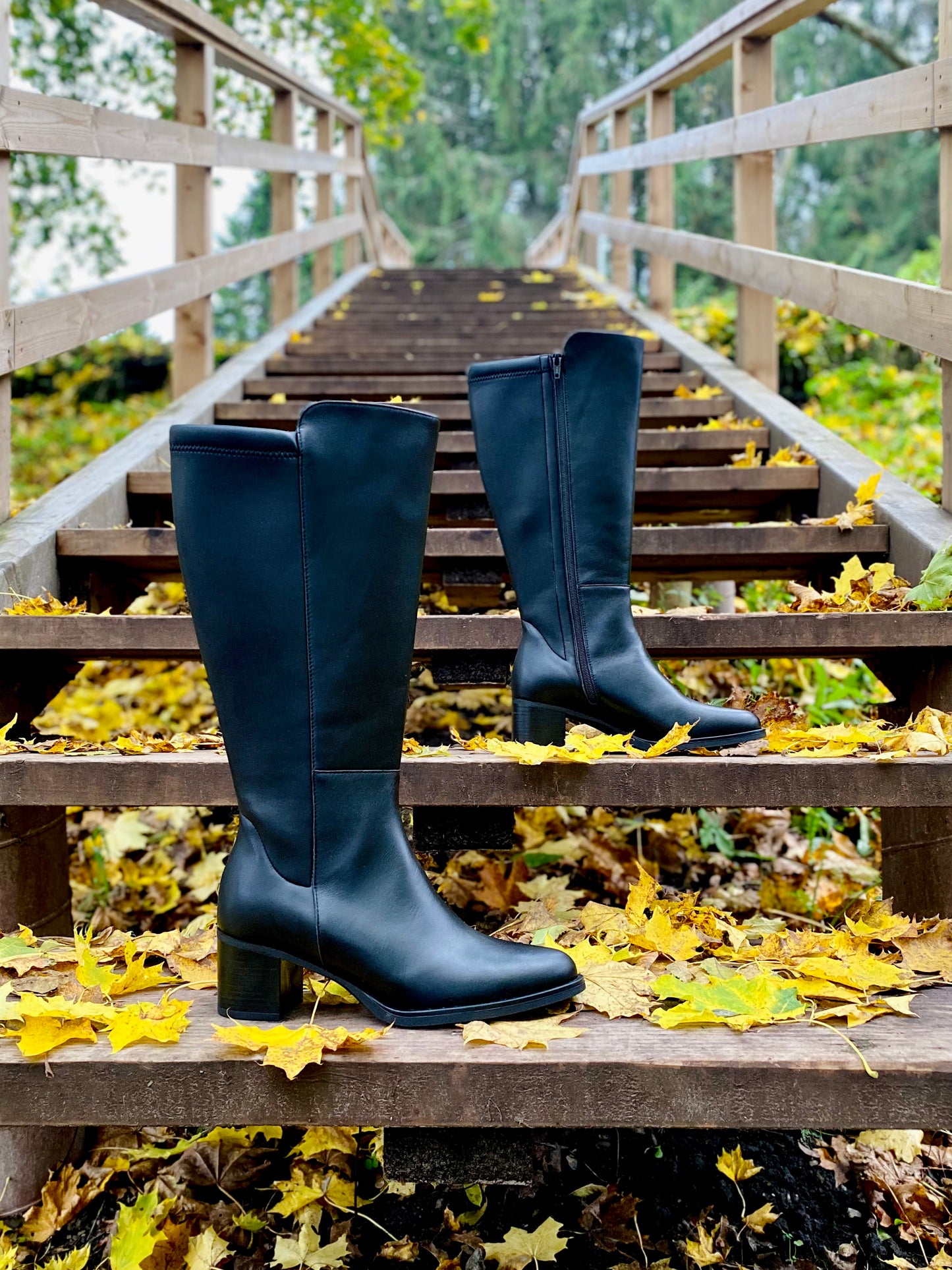 Black Boots with Wide Shaft (2XL)